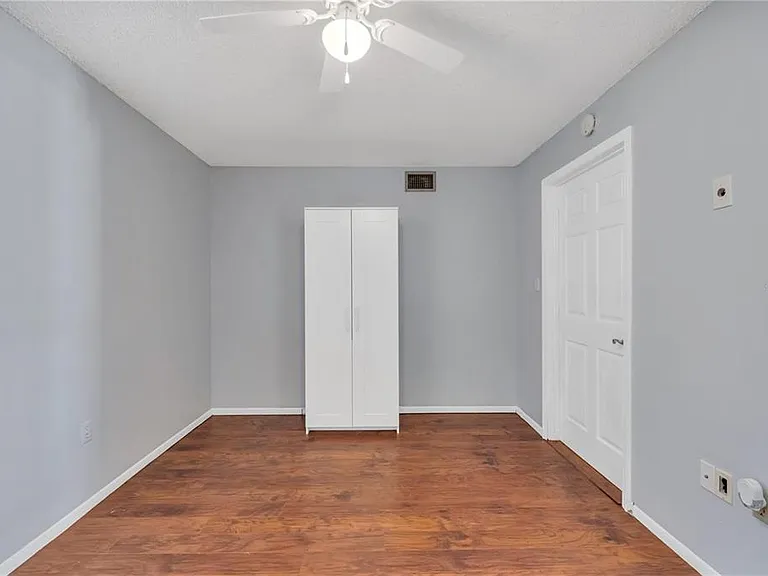 542 Orange Dr #26 — Photo 10