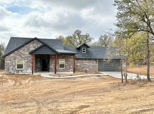 113 Monarch Ct, Poolville, TX 76487