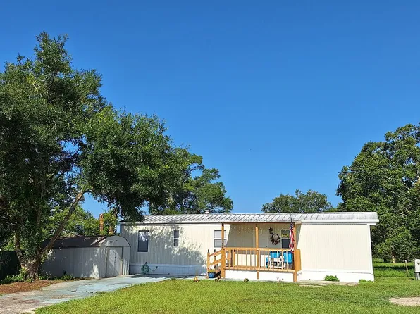 37856 Lake Gilbert Cir, Dade City, FL 33525