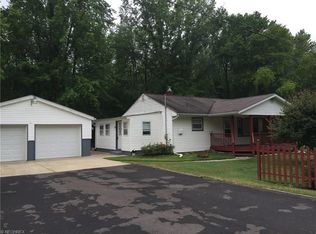 340 Pineside Ln, Warren, OH 44481