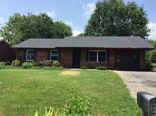 105 Lavon Ave, Vine Grove, KY 40175