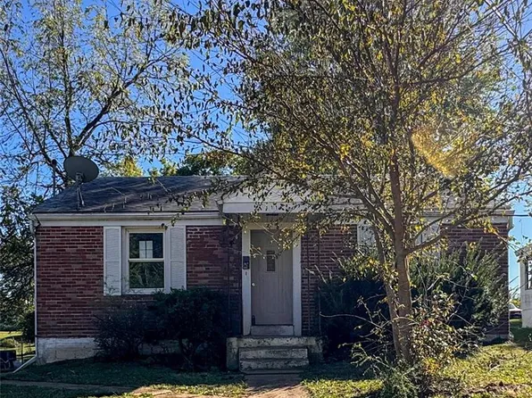 411 Franklin St, Fredericktown, MO 63645