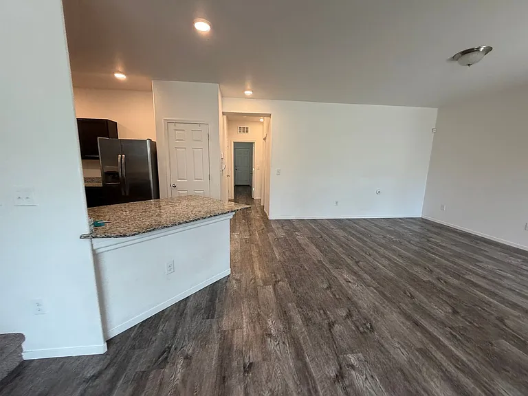 9752 Silver Dollar Ln — Photo 6