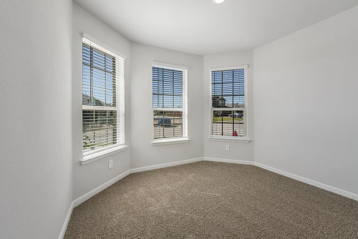Building Photo - 191 Greenhill Trl