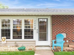 166 Ventry Ct UNIT B, Ridge, NY 11961