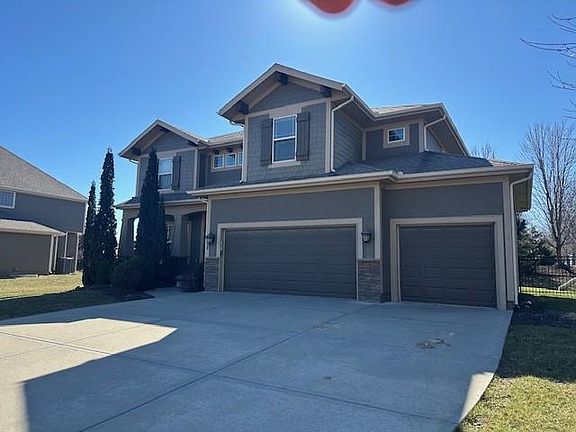 2nd image of 15828 Hayes St