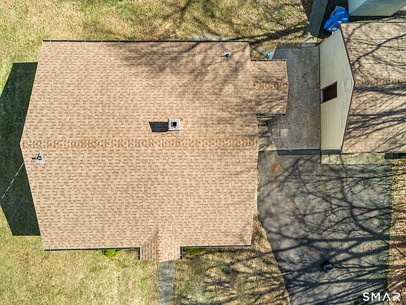 3rd image of 6 Saunders Lane