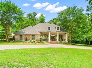 19 Avery Knl, Hattiesburg, MS 39402