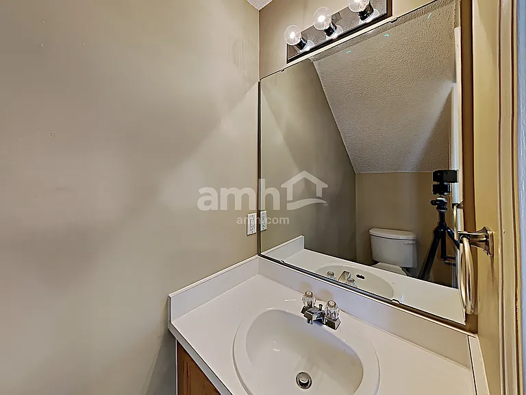 116 N Honey Springs Ave — Photo 9