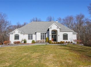 47 Marie Ct, Wappingers Falls, NY 12590