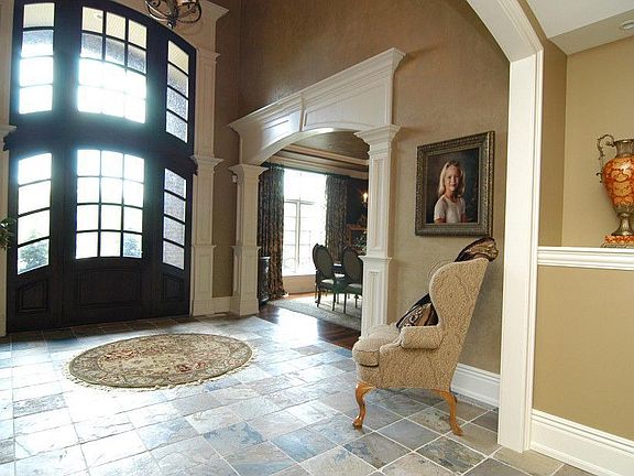 3rd image of 38W350 Heritage Oaks Dr