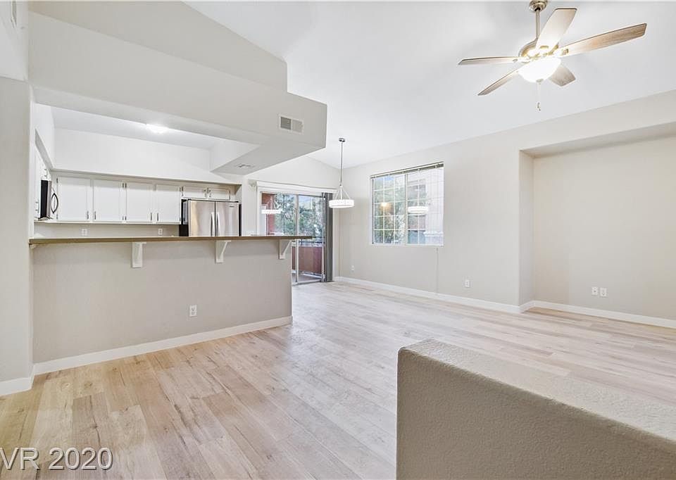 1st image of 1513 Truett St Unit 203