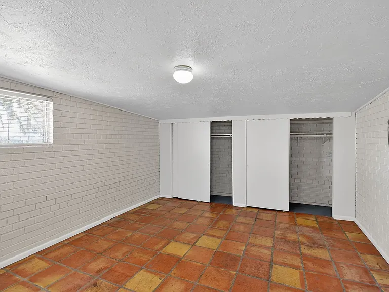 2272 E. Blacklidge Dr. — Photo 28
