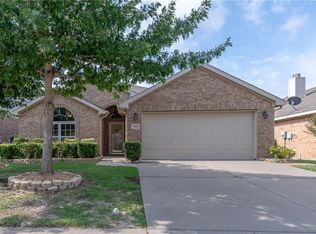 3832 Cedar Falls Dr, Fort Worth, TX 76244
