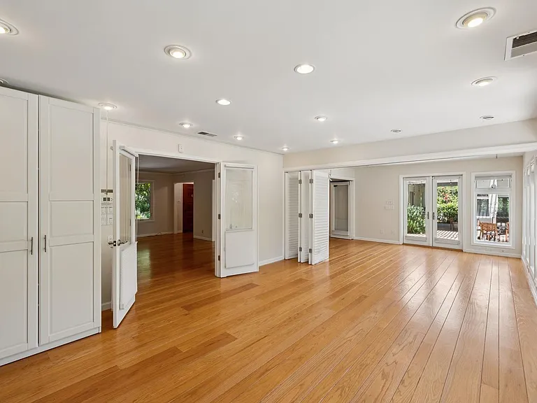 970 Palo Alto Ave — Photo 40