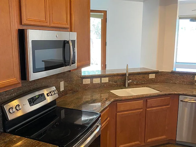 653 N Encanto Village Way — Photo 7