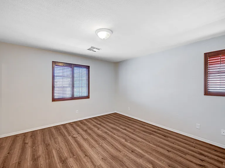 9909 Wingate Creek Ct — Photo 30