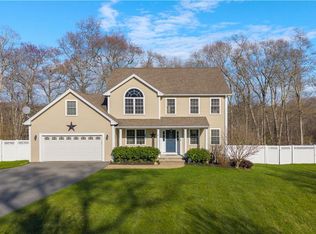 435 Cottrell Rd, Tiverton, RI 02878