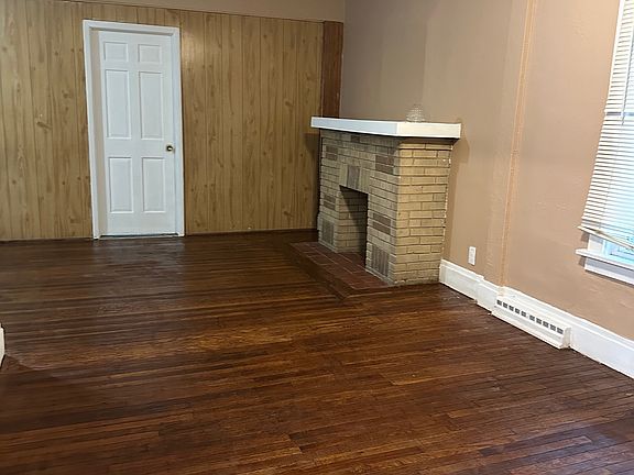 3rd image of 585 Lisbon Ave Floor 1