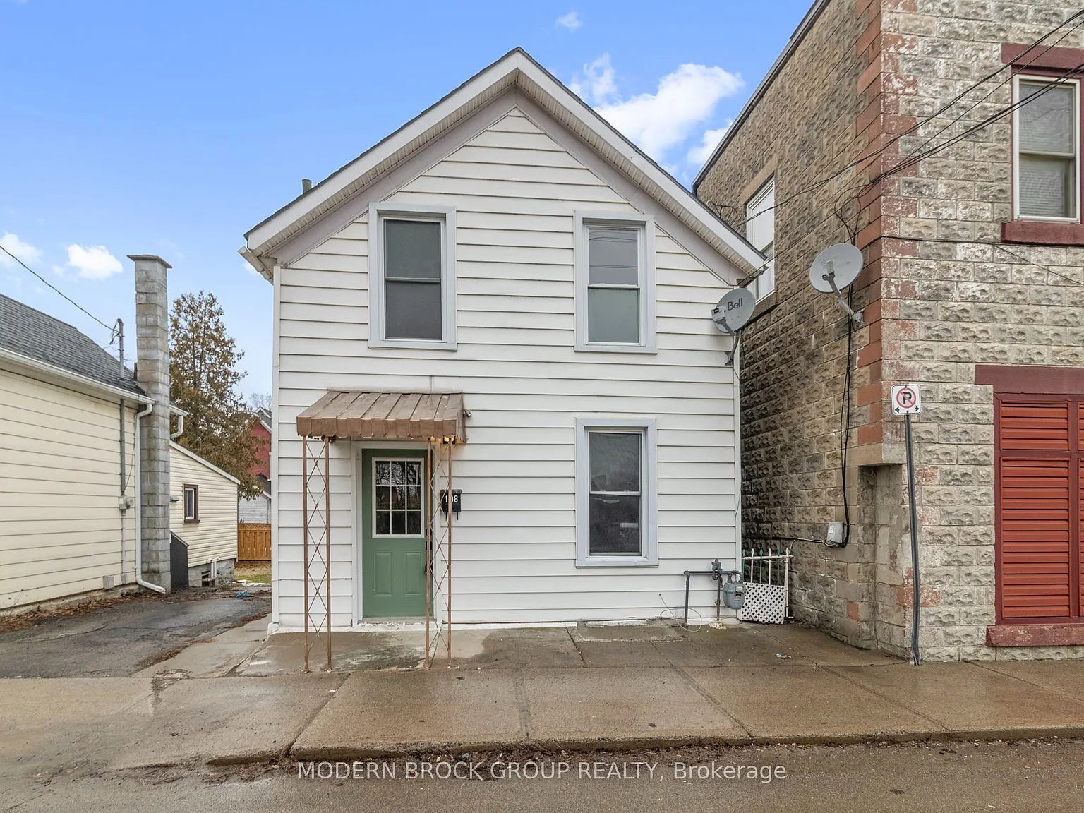 3 bed, $2,250 — Photo 2