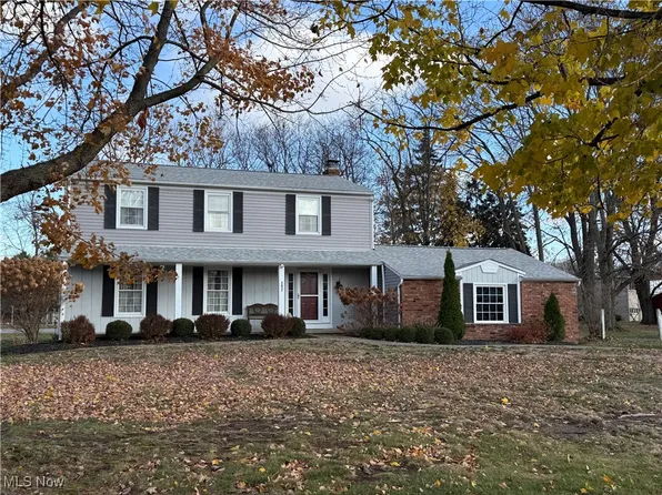 5637 Louise Dr, Mentor, OH 44060