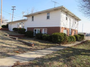 200 Picker Ave, Wood River, IL 62095