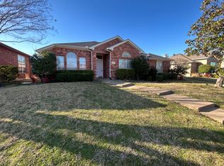 2521 Creek Crossing Rd, Mesquite, TX 75181