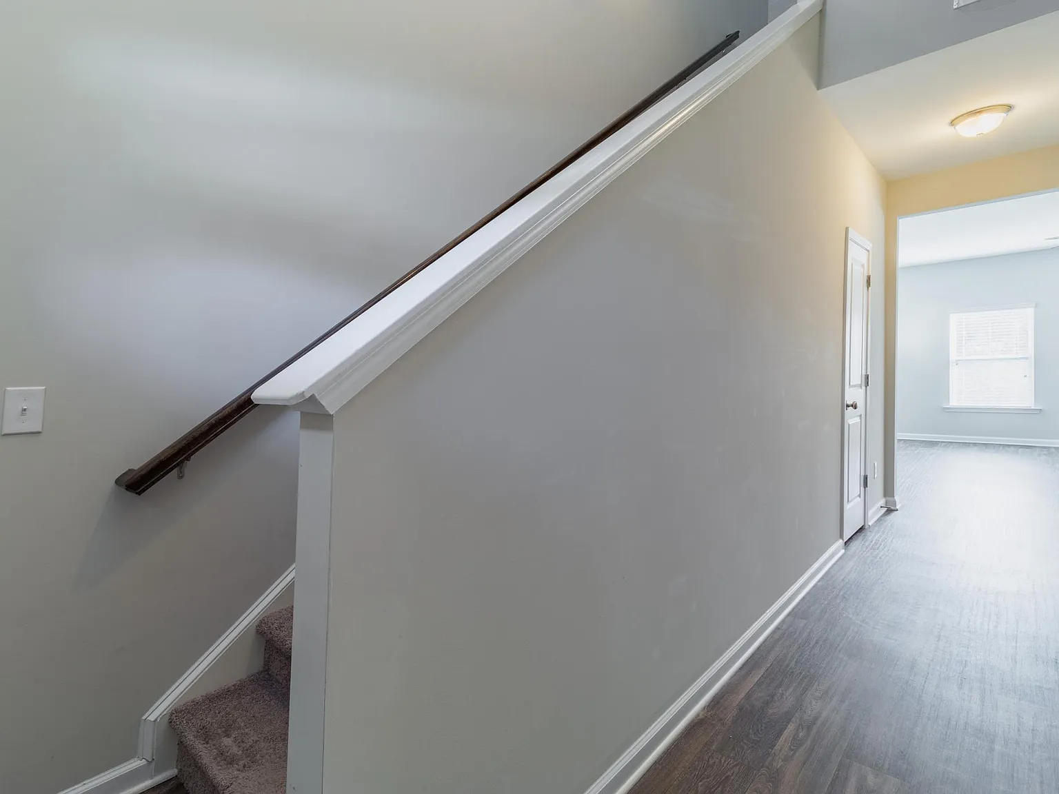 3 bed, 2.5 bath, 1714 sqft, $2,095 — Photo 3