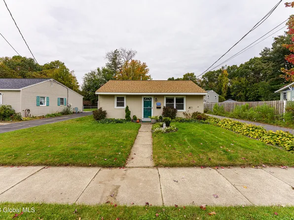 464 Bradford Road, Schenectady, NY 12304