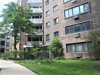 1132 W Lunt Ave APT 1C, Chicago, IL, 60626