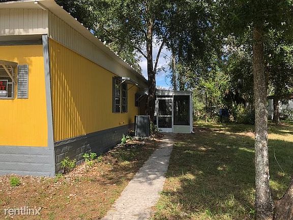 5th image of 11073 NW 113th Pl