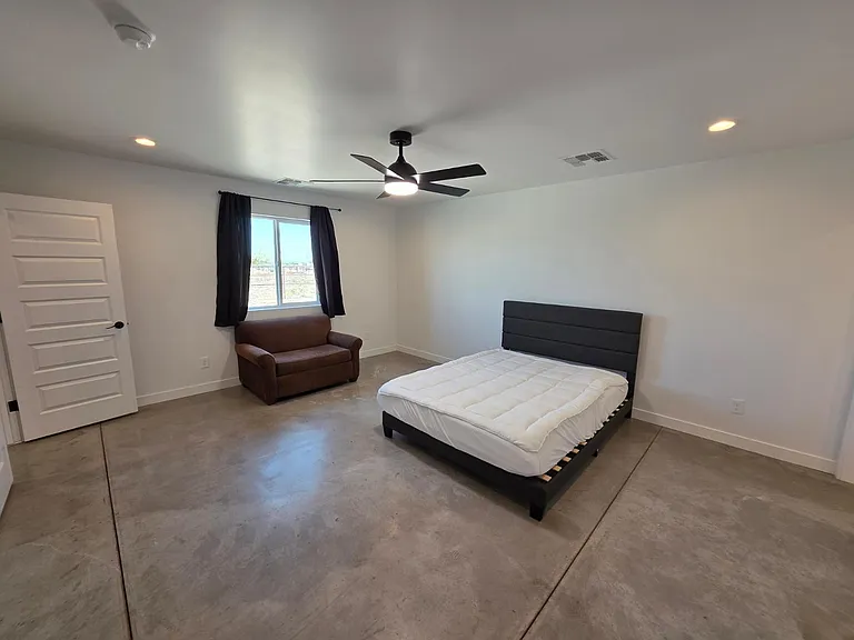 2061 W Daniel Rd #2 — Photo 10