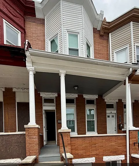 1633 Appleton St — Photo 13
