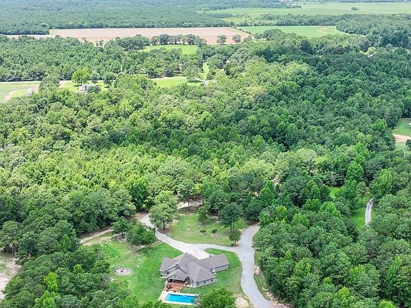 2nd image of 440 County Road 122