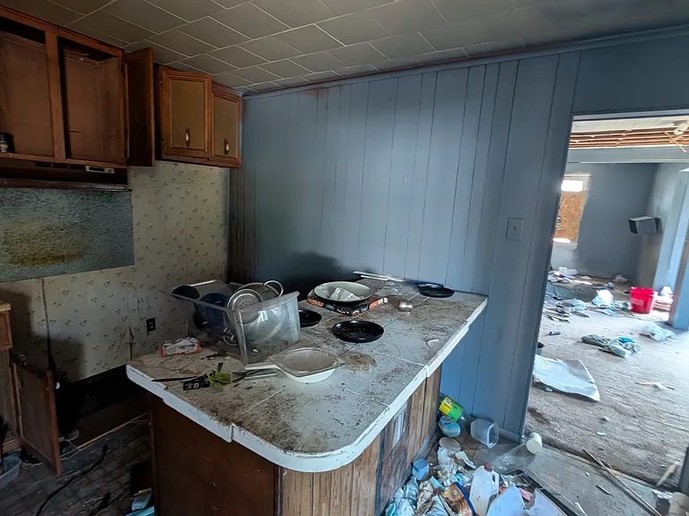 422 S Louisa St — Photo 9