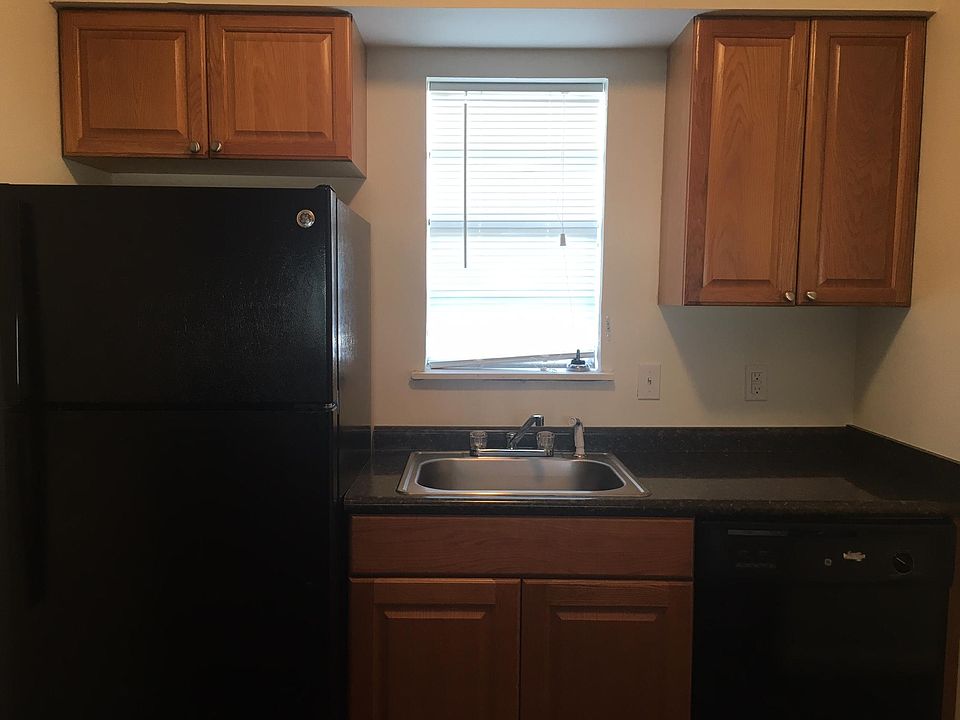 1st image of 2630 Kelli Dr APT C1