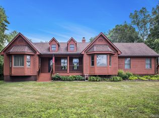 161 Oxbow Lake Rd, White Lake, MI