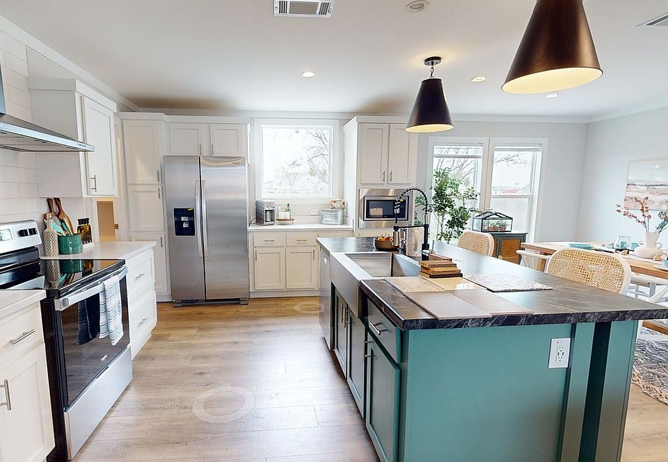 1st image of 674 Mill Run Ave #205