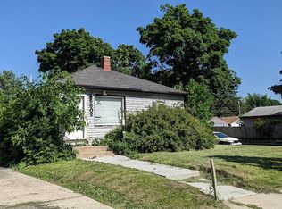 5802 N 80th St, Milwaukee, WI 53218