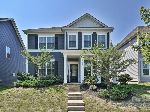 17318 Gladys Way, Davidson, NC 28036