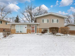 212 Berry St, Park Forest, IL 60466