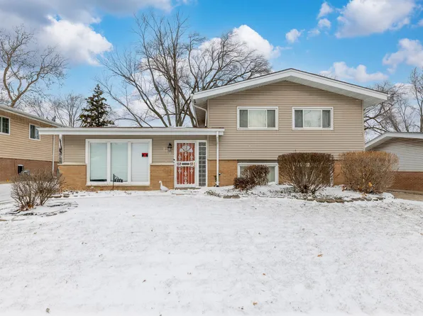 212 Berry St, Park Forest, IL 60466