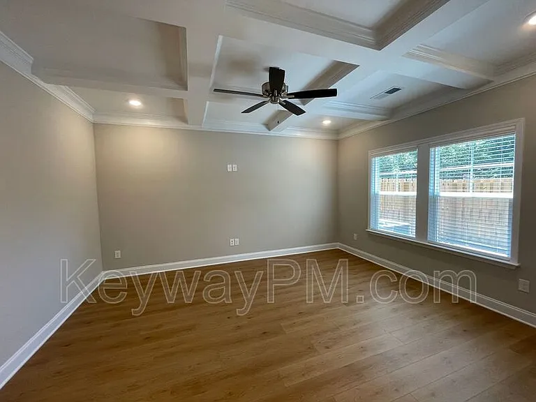 3089 Venetian Dr — Photo 8