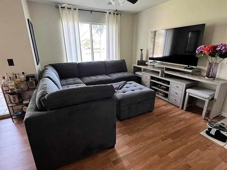 4280 San Marino Blvd #204 — Photo 5