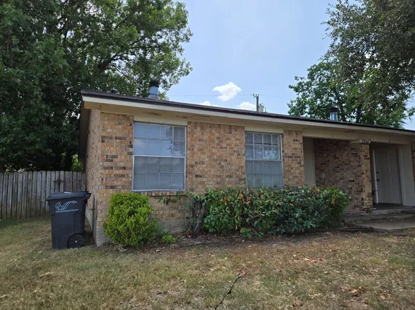 1216 April Bloom, 1216A April Bloom #C8a99889b, College Station, TX 77840