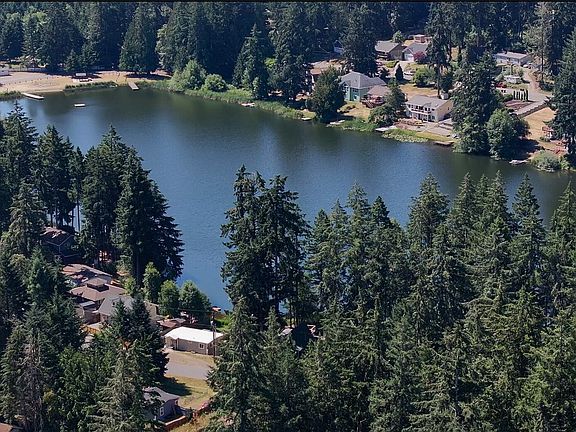 2nd image of 1723 193rd Avenue Ct SW