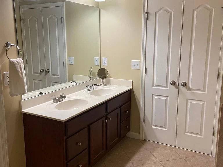 5425 Donehoo Ct — Photo 7