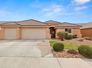858 Falcon Glenn Dr, Mesquite, NV 89027