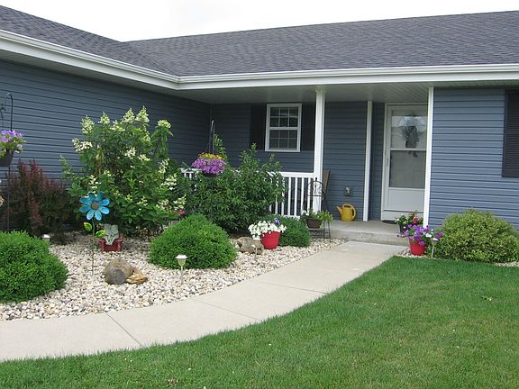 2nd image of 3731 Solar Ave