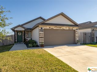 420 Villaggio Cir, Victoria, TX 77904